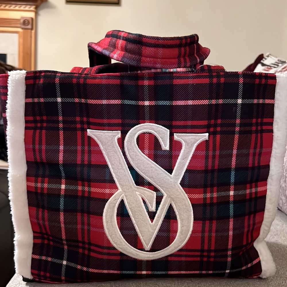 Victoria’s Secret Plaid Tote